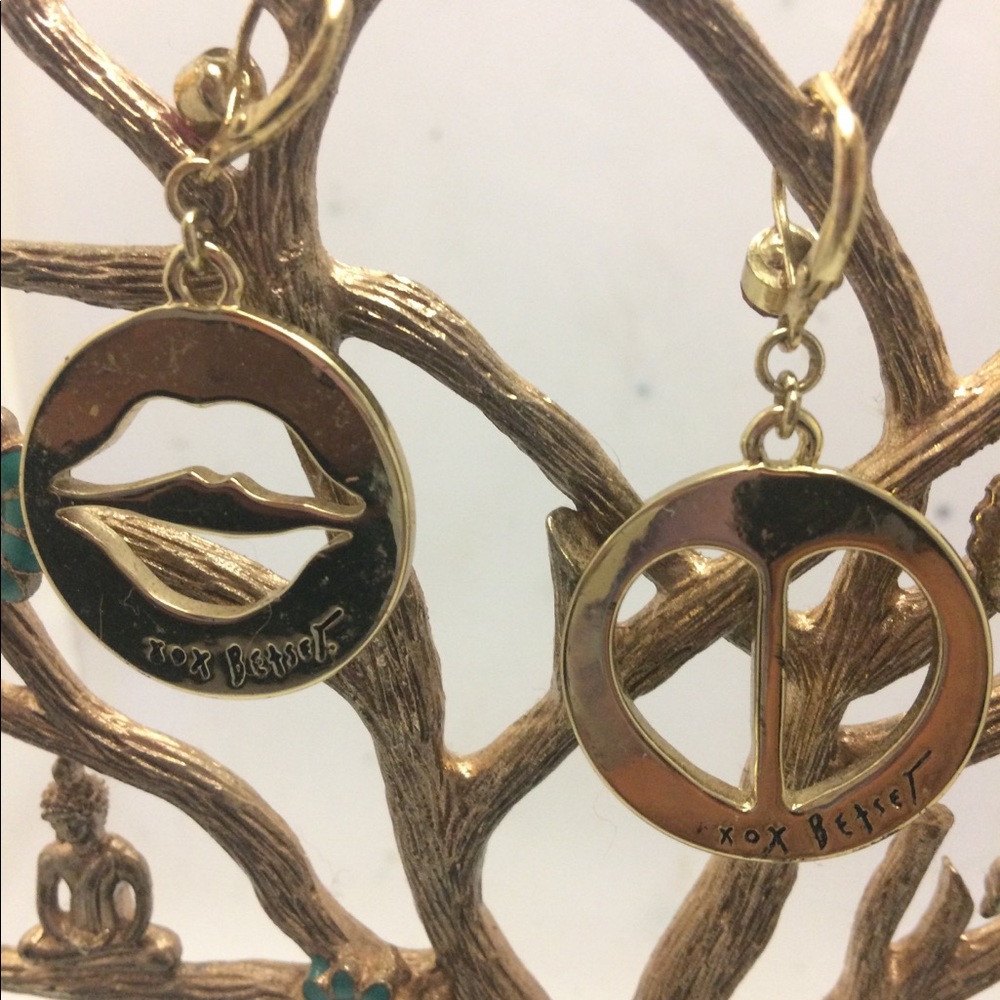 Betsey Johnson Lips Peace Sign Earrings